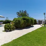 Belvedere Beachfront *