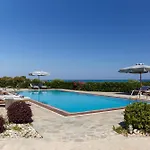 Belvedere Beachfront アファンドウ
