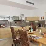 Case de vacanță Belvedere Beachfront