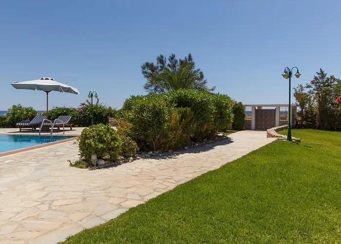 Belvedere Beachfront Tatil Evi
