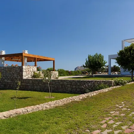 Belvedere Beachfront Tatil Evi *