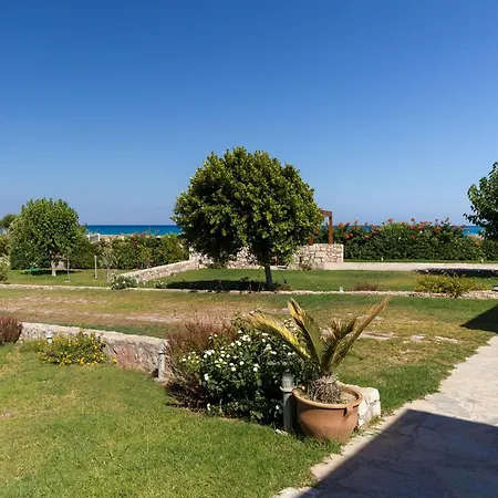 Belvedere Beachfront Tatil Evi *